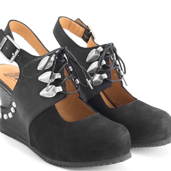 John Fluevog Black Leather Zenobia Conquer Slingback Wedge Heel size 6